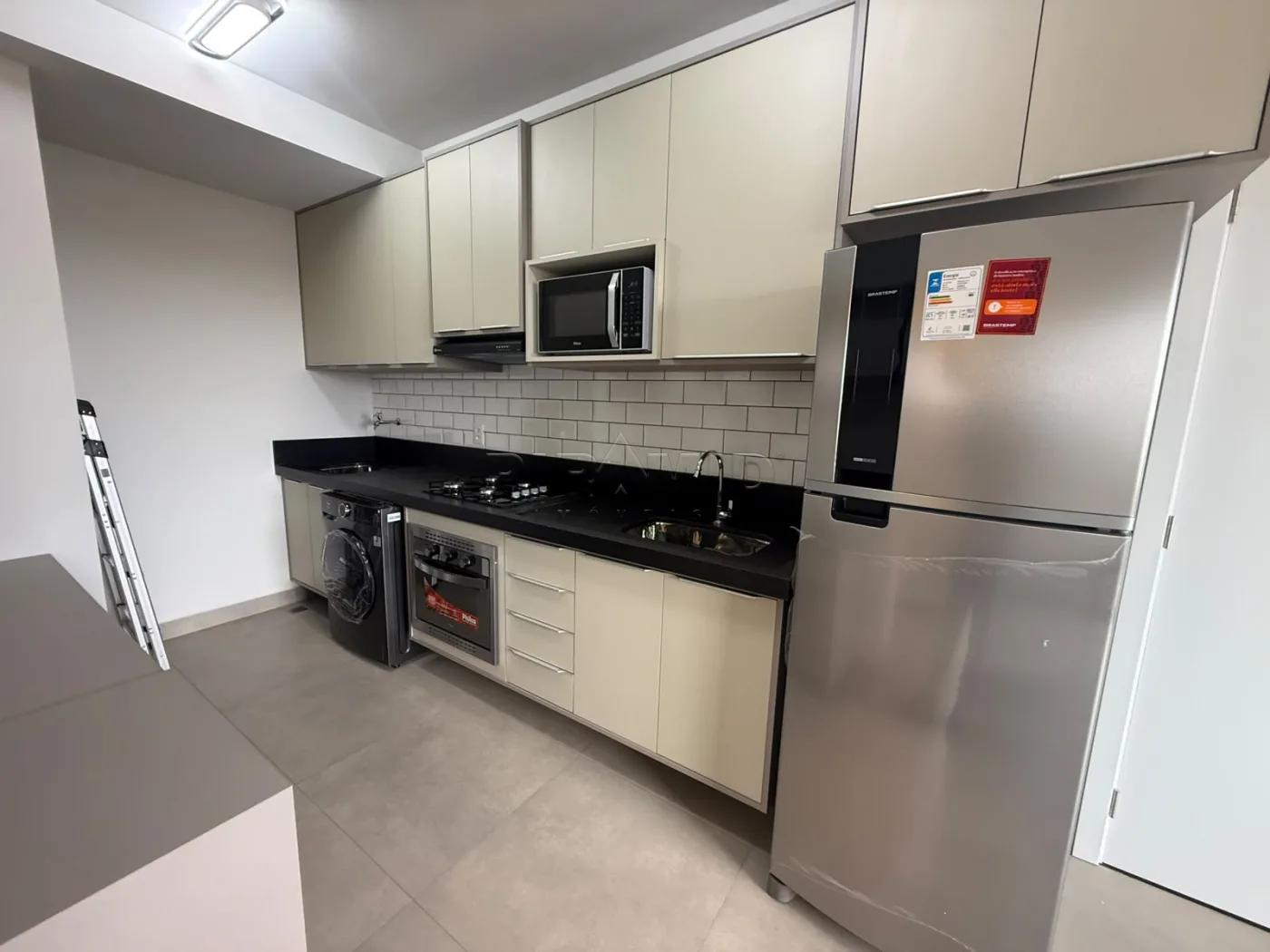 Alugar Apartamento / Padr&atilde;o em Ribeir&atilde;o Preto R$ 3.800,00 - Foto 8