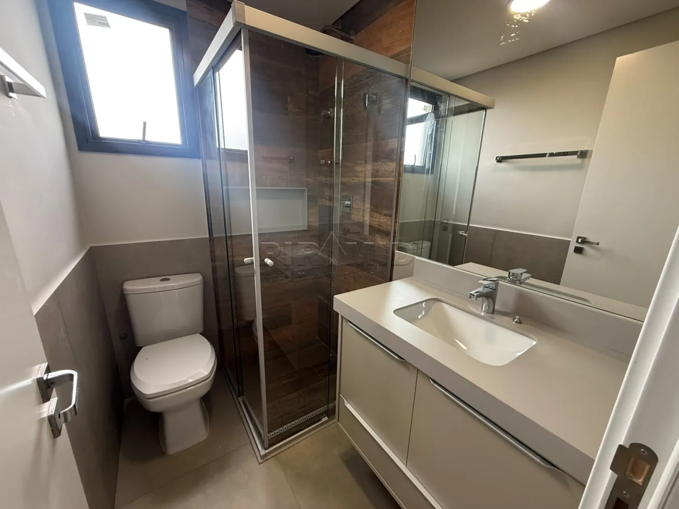 Alugar Apartamento / Padr&atilde;o em Ribeir&atilde;o Preto R$ 3.800,00 - Foto 12