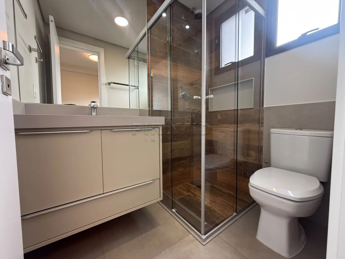 Alugar Apartamento / Padr&atilde;o em Ribeir&atilde;o Preto R$ 3.800,00 - Foto 16