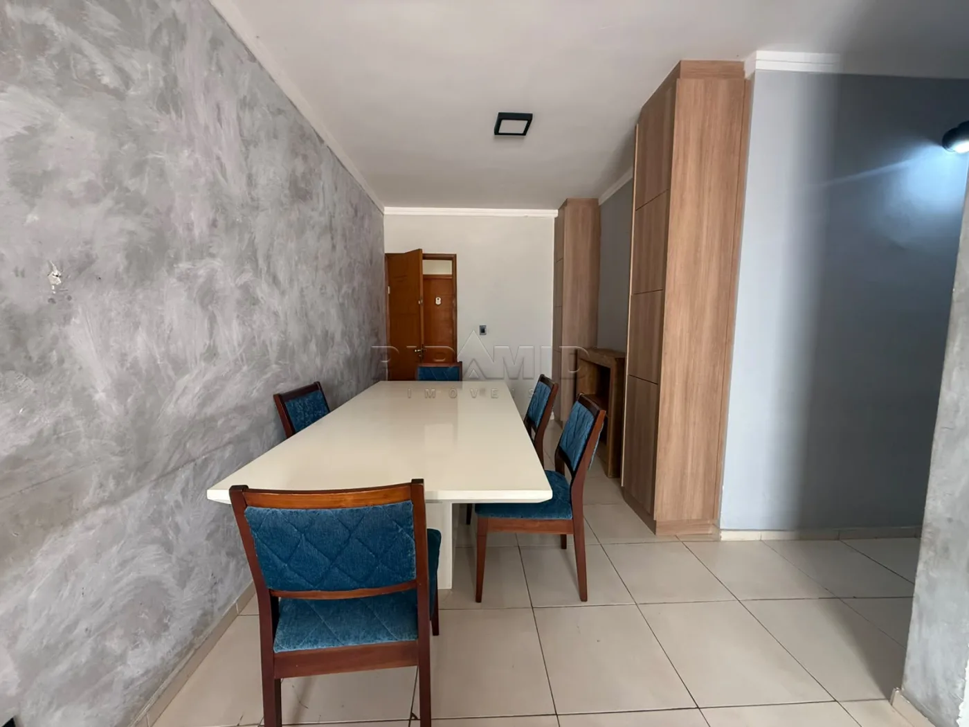 Alugar Apartamento / Padr&atilde;o em Ribeir&atilde;o Preto R$ 2.300,00 - Foto 2