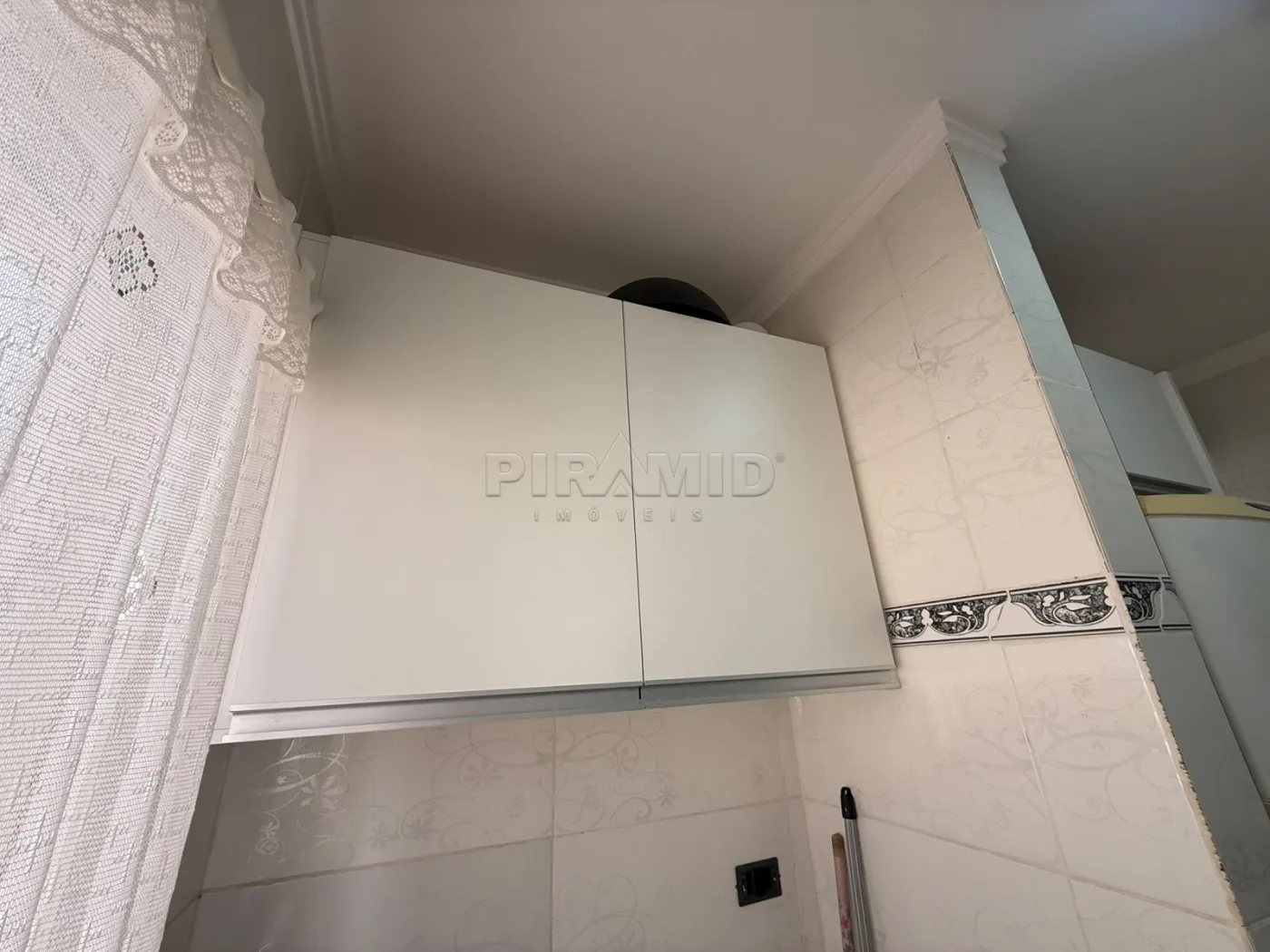 Alugar Apartamento / Padr&atilde;o em Ribeir&atilde;o Preto R$ 2.300,00 - Foto 10