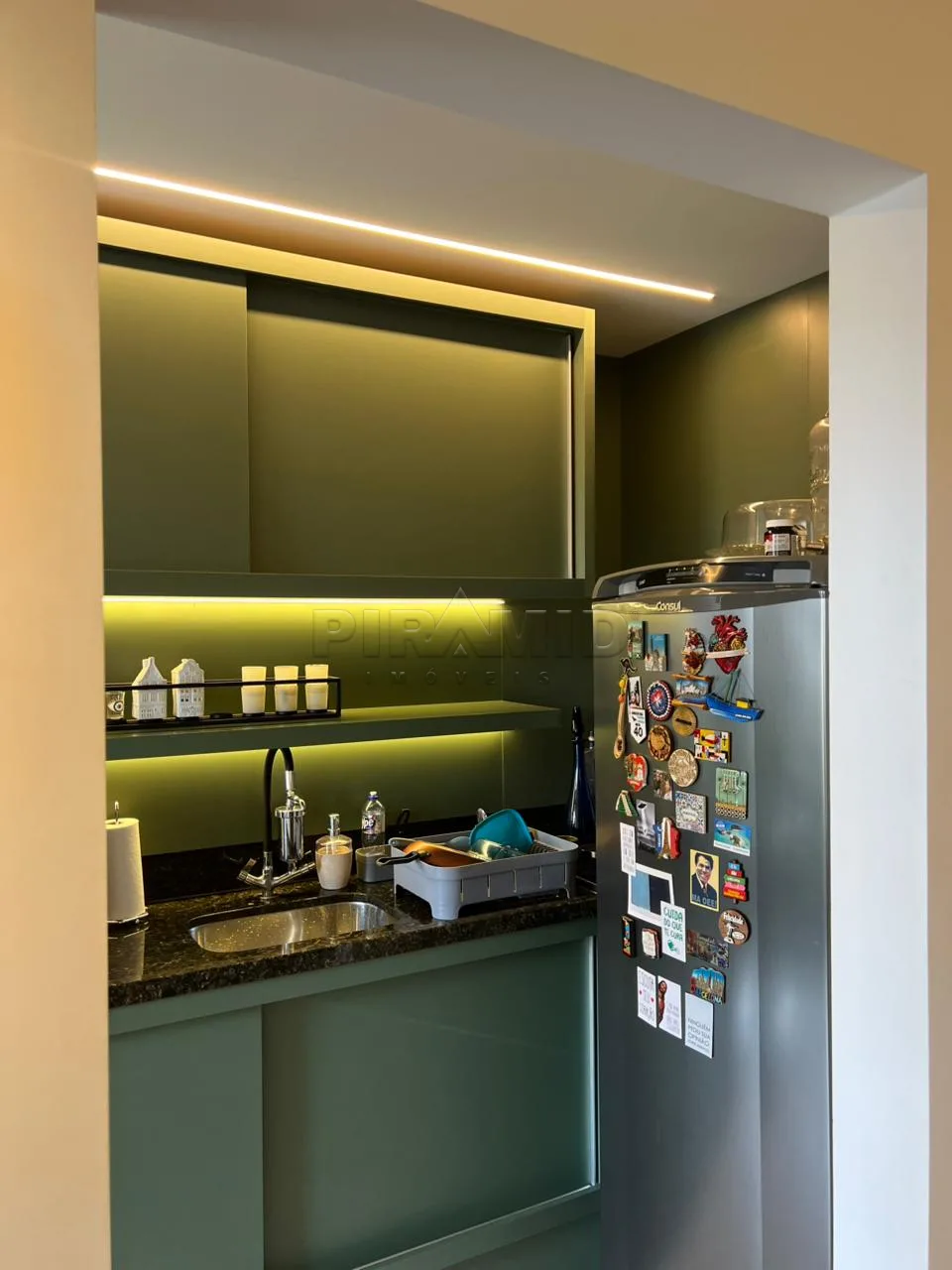 Comprar Apartamento / Padr&atilde;o em Ribeir&atilde;o Preto R$ 580.000,00 - Foto 11