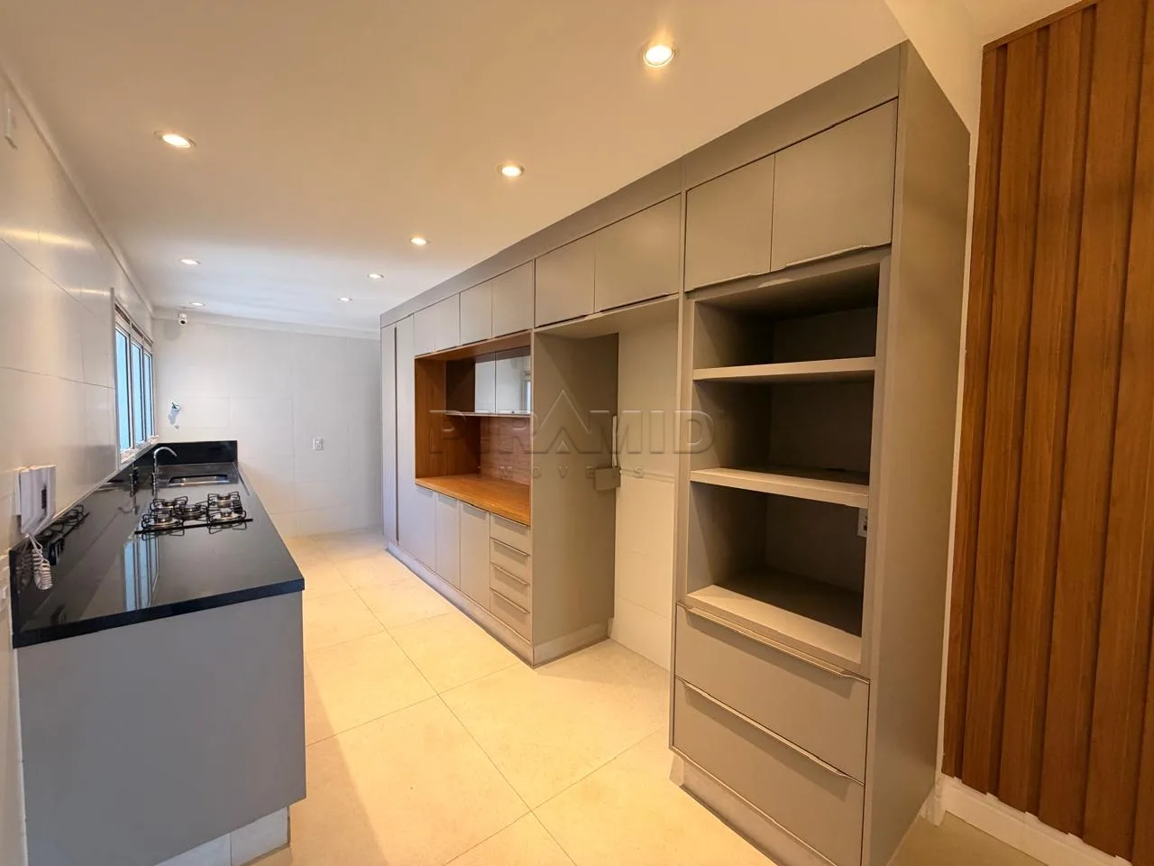 Alugar Apartamento / Padr&atilde;o em Ribeir&atilde;o Preto R$ 12.800,00 - Foto 13