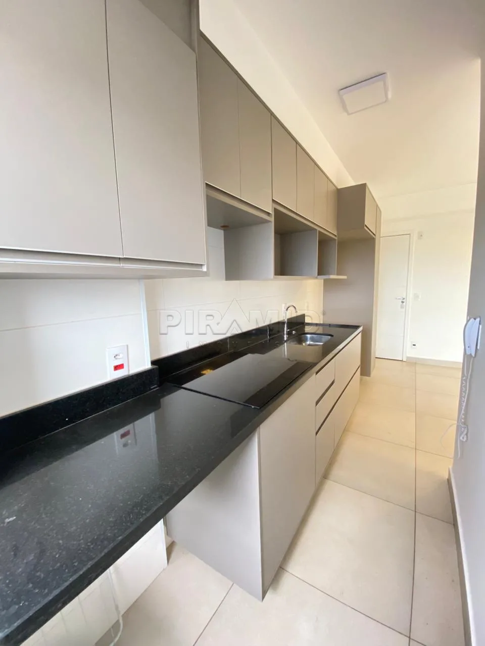 Alugar Apartamento / Padr&atilde;o em Ribeir&atilde;o Preto R$ 2.700,00 - Foto 7