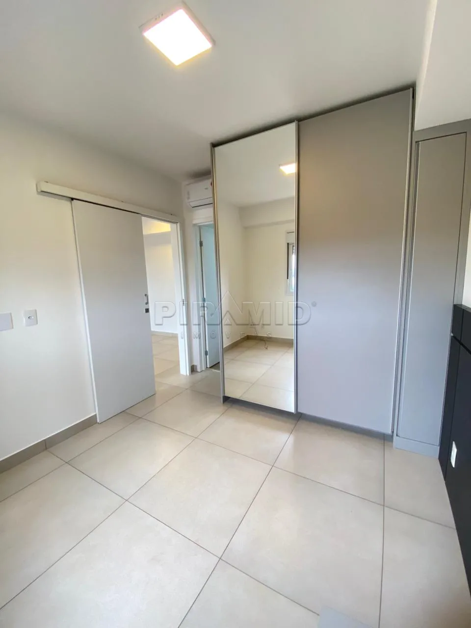 Alugar Apartamento / Padr&atilde;o em Ribeir&atilde;o Preto R$ 2.700,00 - Foto 9