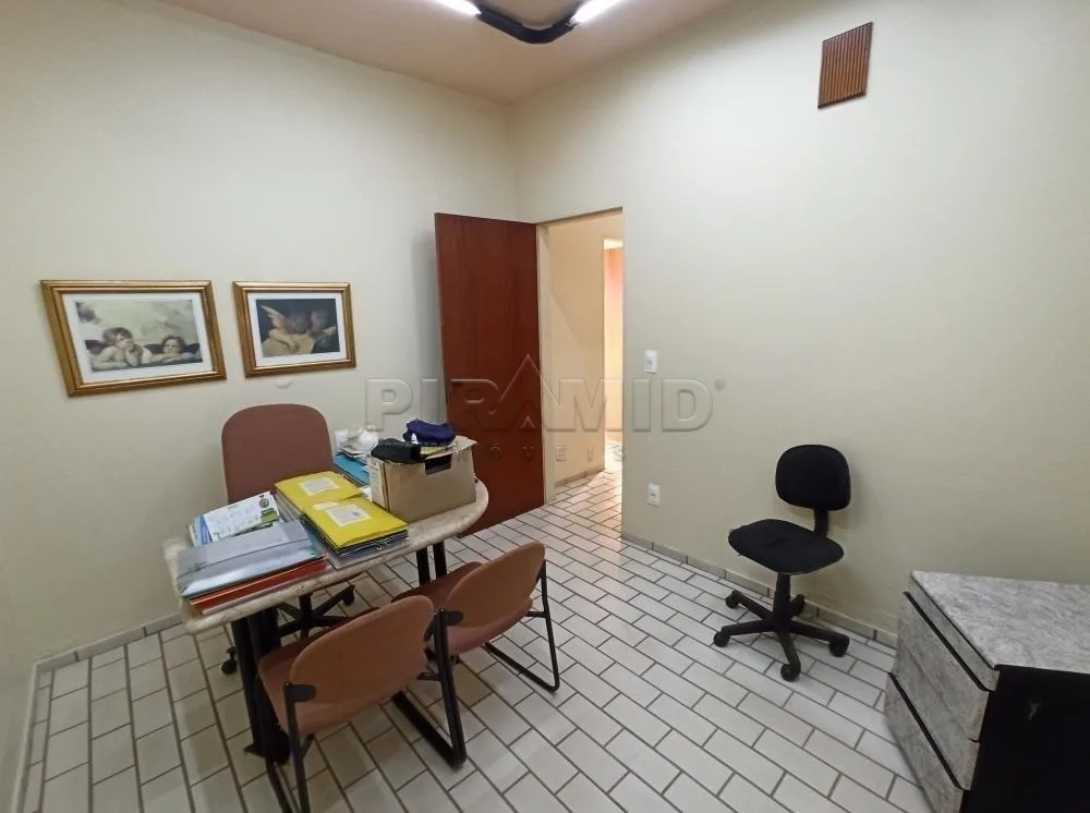 Alugar Comercial / Casa em Ribeir&atilde;o Preto R$ 4.000,00 - Foto 14
