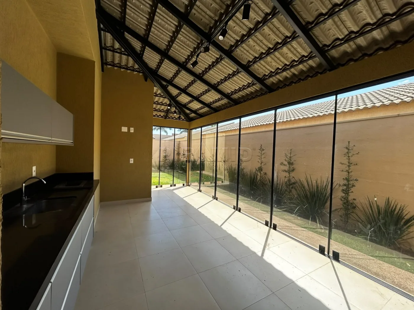 Alugar Casa / Condom&iacute;nio em Cravinhos R$ 6.000,00 - Foto 5