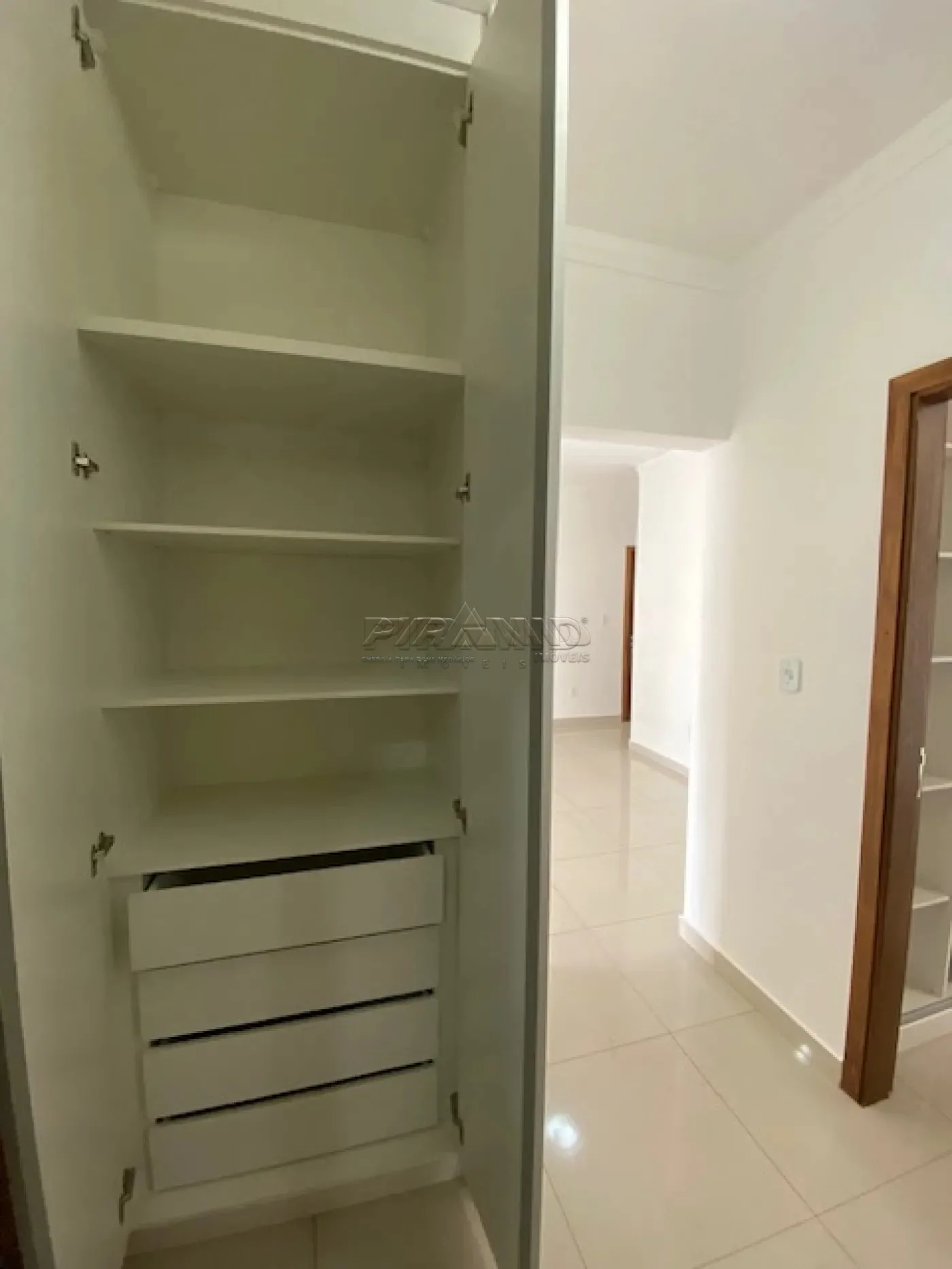 Alugar Apartamento / Padr&atilde;o em Ribeir&atilde;o Preto R$ 4.200,00 - Foto 8