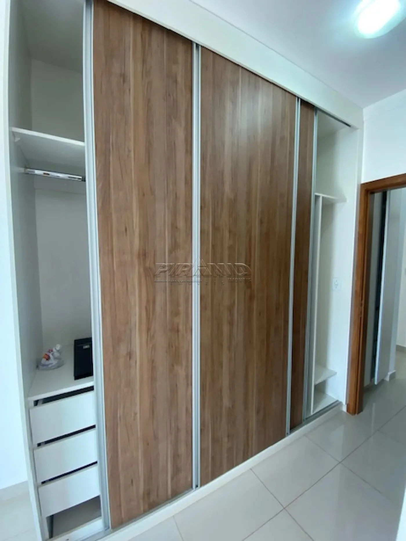 Alugar Apartamento / Padr&atilde;o em Ribeir&atilde;o Preto R$ 4.200,00 - Foto 15