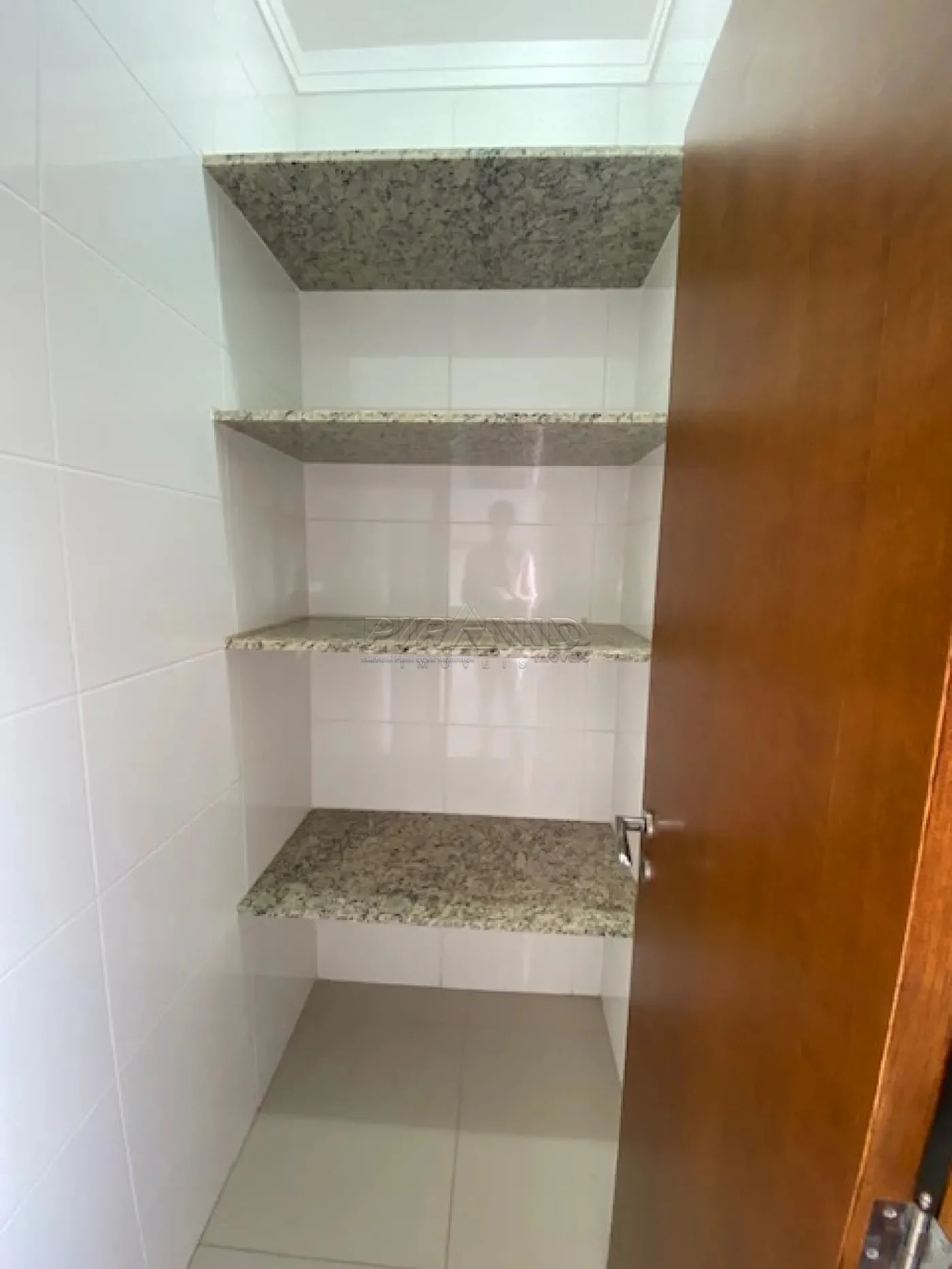 Alugar Apartamento / Padr&atilde;o em Ribeir&atilde;o Preto R$ 4.200,00 - Foto 21