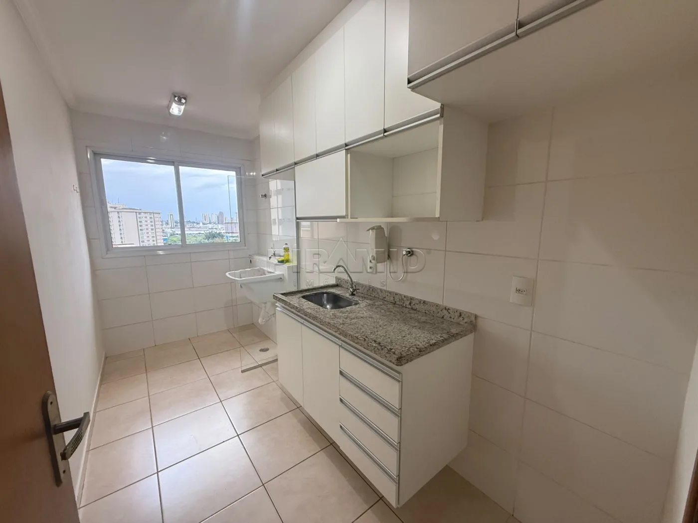 Alugar Apartamento / Padr&atilde;o em Ribeir&atilde;o Preto R$ 2.400,00 - Foto 5