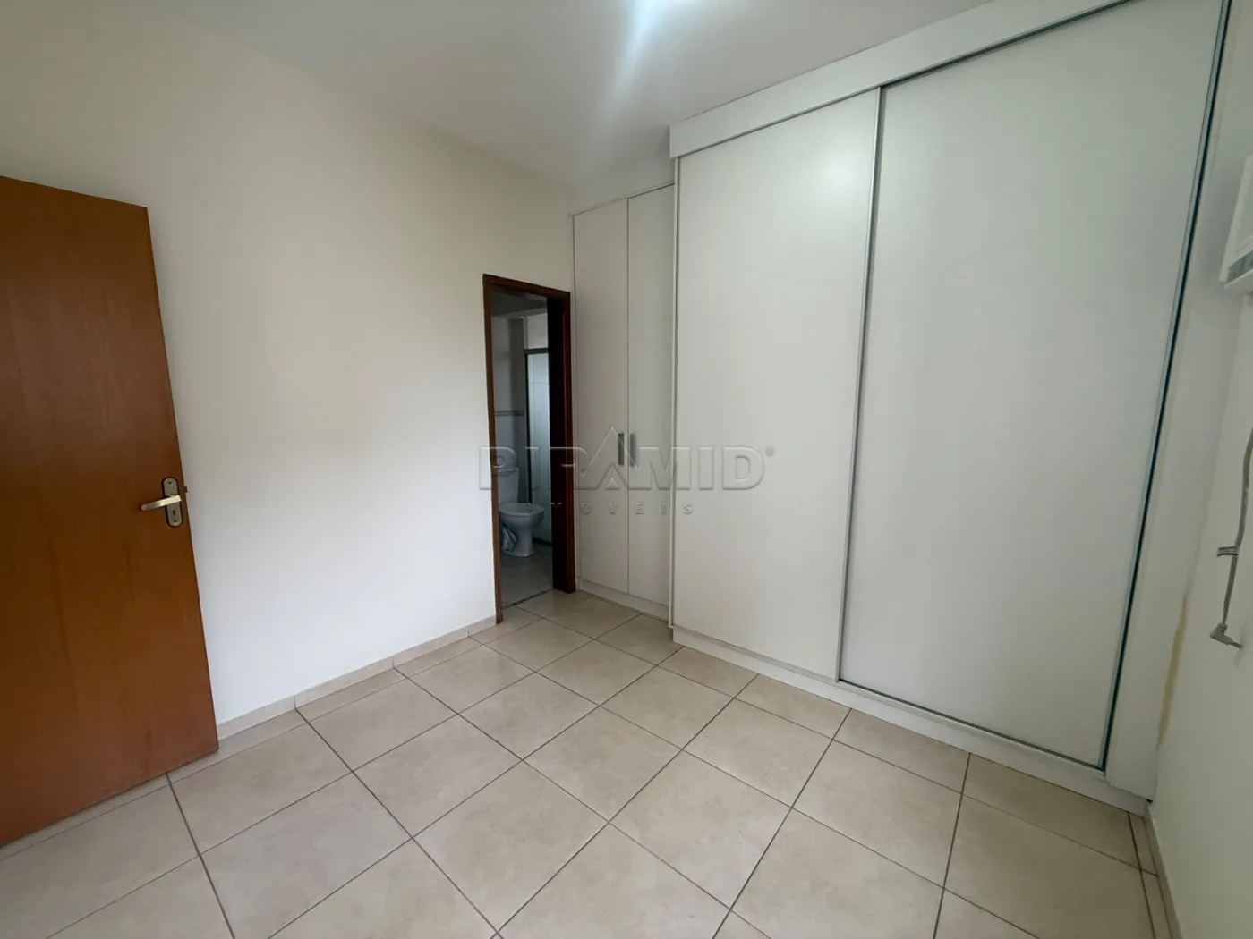 Alugar Apartamento / Padr&atilde;o em Ribeir&atilde;o Preto R$ 2.400,00 - Foto 12