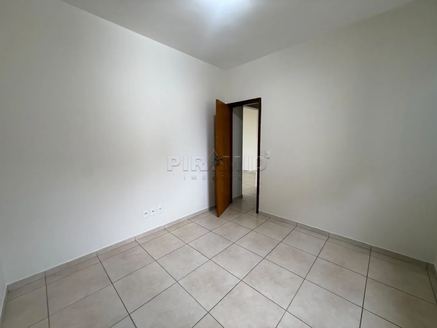 Alugar Apartamento / Padr&atilde;o em Ribeir&atilde;o Preto R$ 2.400,00 - Foto 13