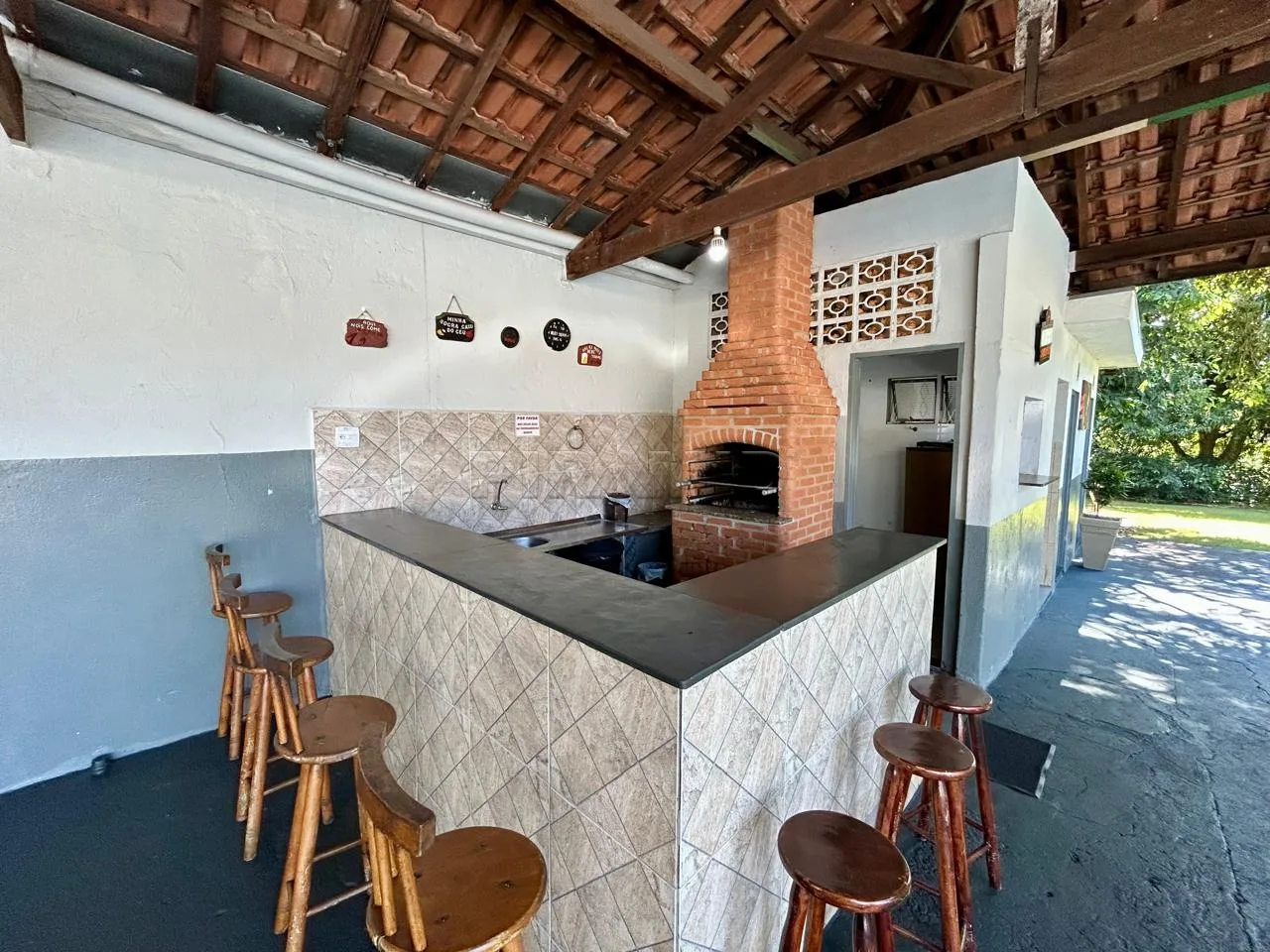Alugar Casa / Padr&atilde;o em Ribeir&atilde;o Preto R$ 4.000,00 - Foto 3