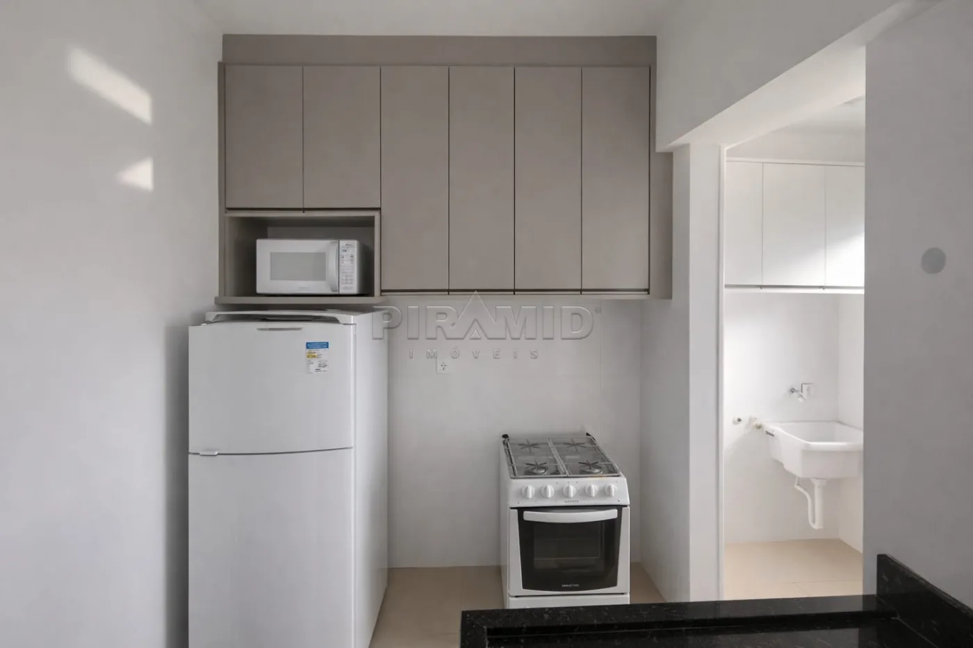 Alugar Apartamento / Kitchnet em Ribeir&atilde;o Preto R$ 2.200,00 - Foto 6