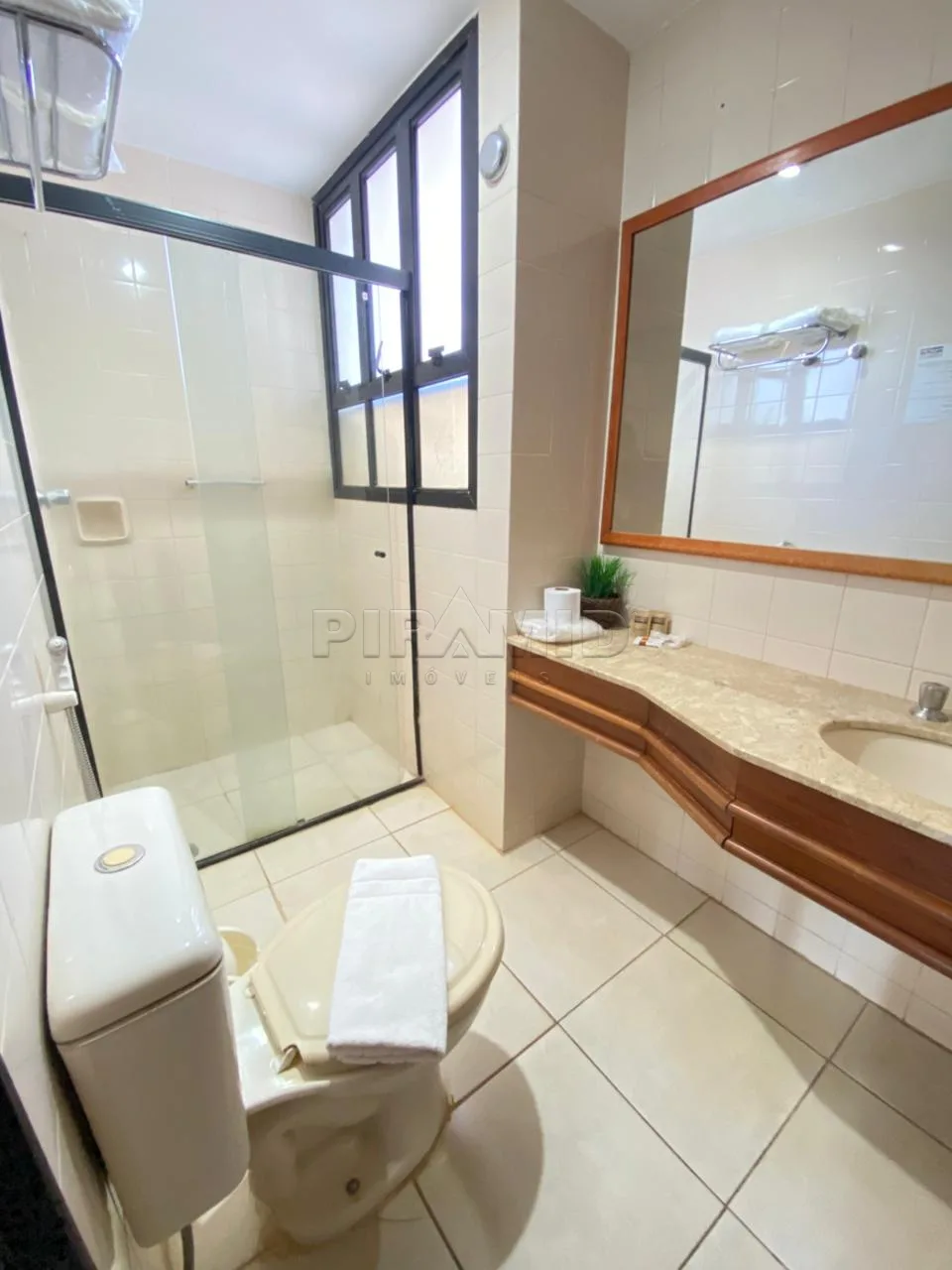 Alugar Apartamento / Padr&atilde;o em Ribeir&atilde;o Preto R$ 1.000,00 - Foto 6