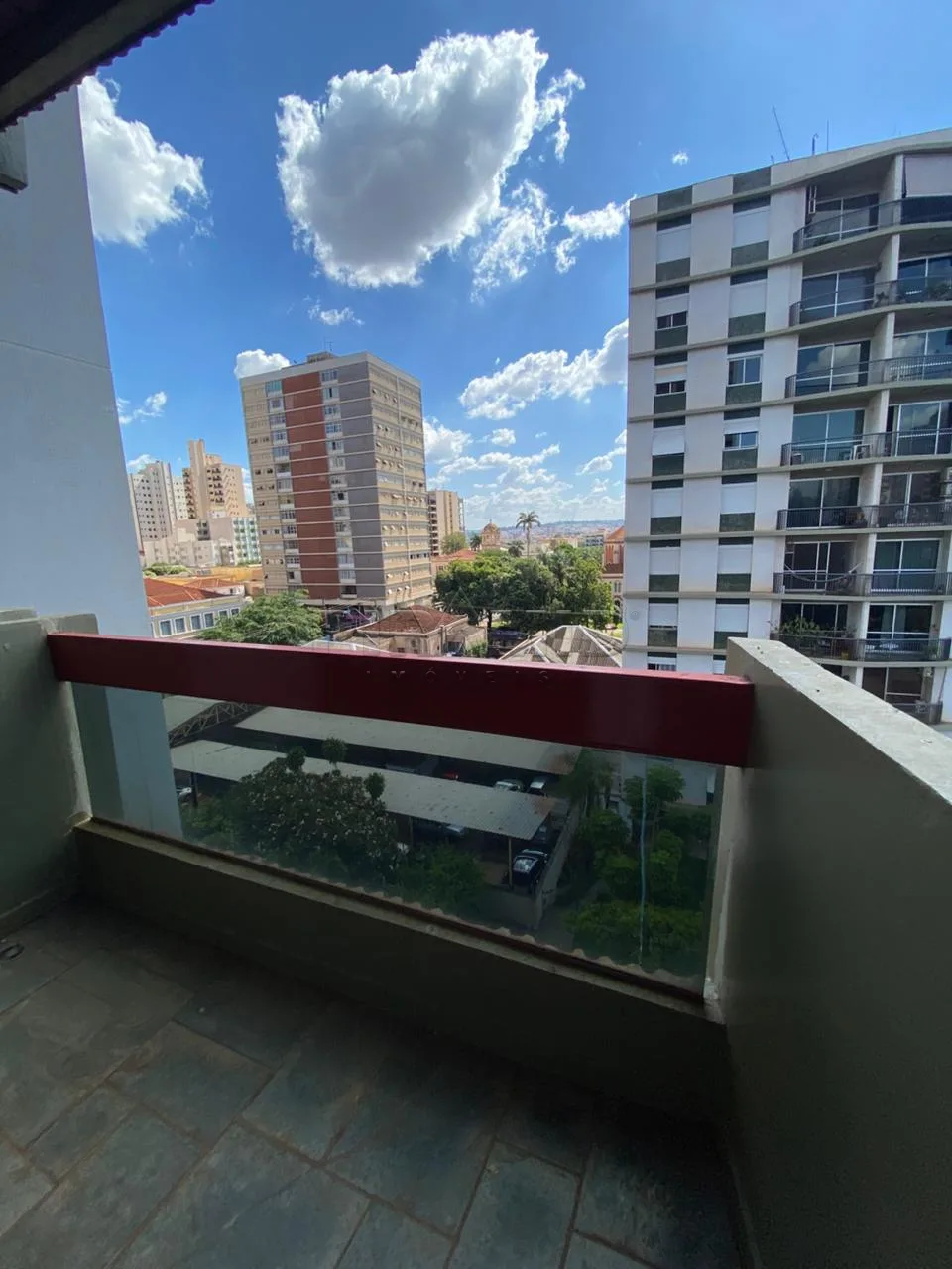 Alugar Apartamento / Padr&atilde;o em Ribeir&atilde;o Preto R$ 1.000,00 - Foto 3