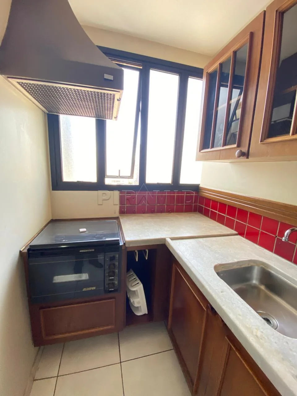 Alugar Apartamento / Padr&atilde;o em Ribeir&atilde;o Preto R$ 1.000,00 - Foto 5