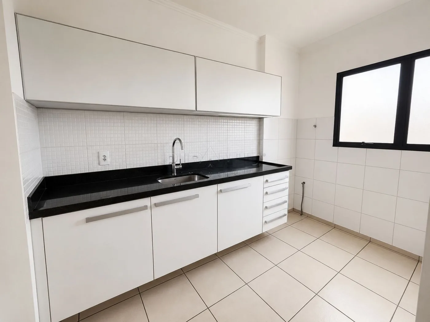 Alugar Apartamento / Padr&atilde;o em Ribeir&atilde;o Preto R$ 1.700,00 - Foto 5