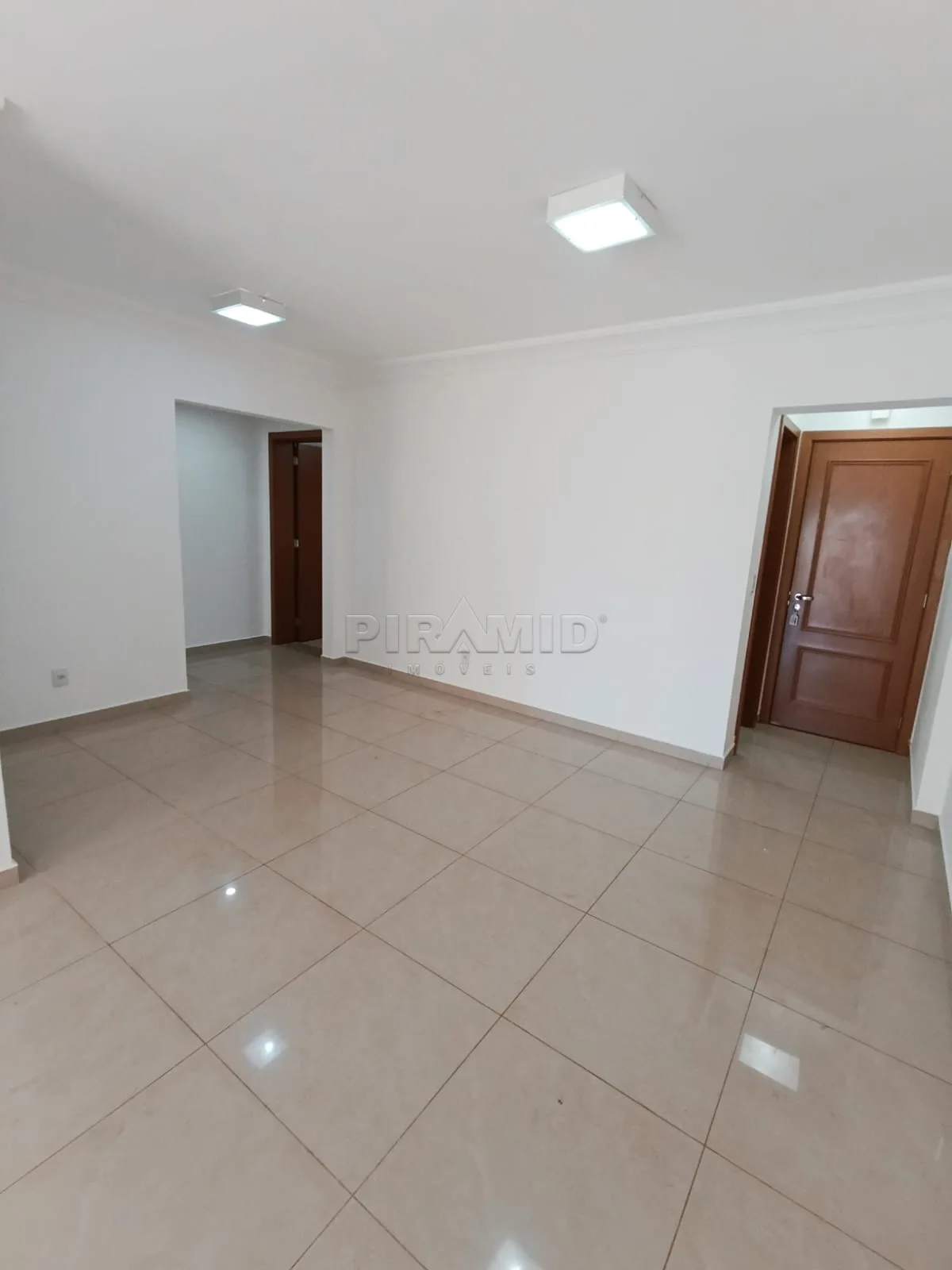 Alugar Apartamento / Padr&atilde;o em Ribeir&atilde;o Preto R$ 3.790,00 - Foto 2