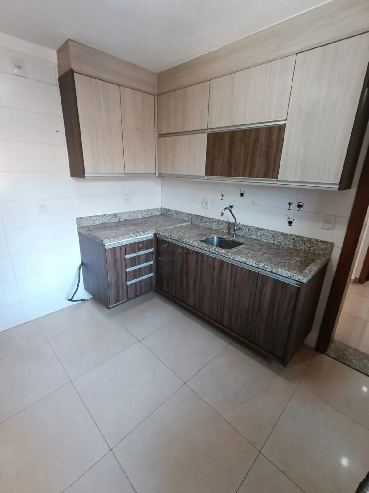 Alugar Apartamento / Padr&atilde;o em Ribeir&atilde;o Preto R$ 3.790,00 - Foto 12