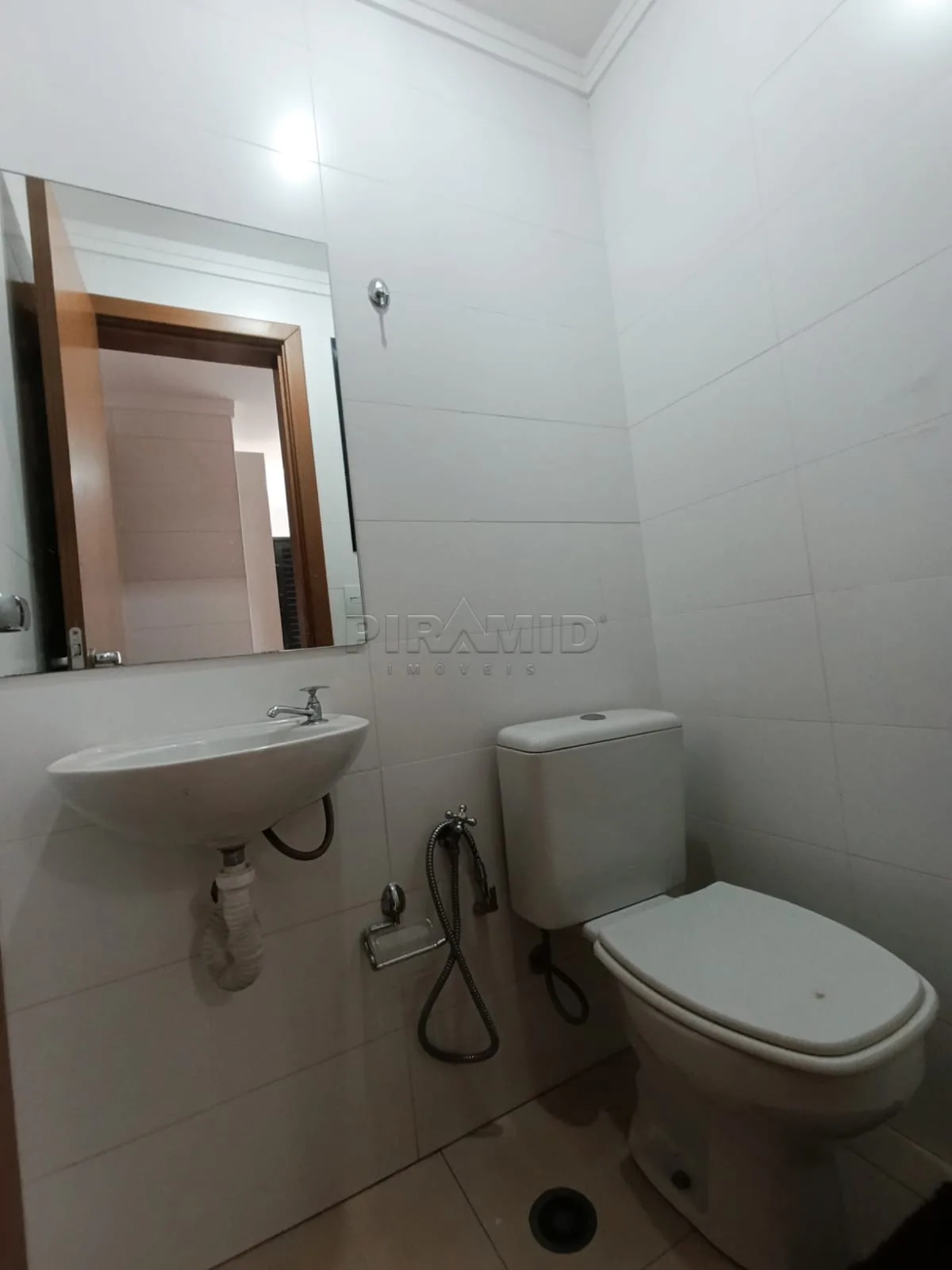 Alugar Apartamento / Padr&atilde;o em Ribeir&atilde;o Preto R$ 3.790,00 - Foto 14