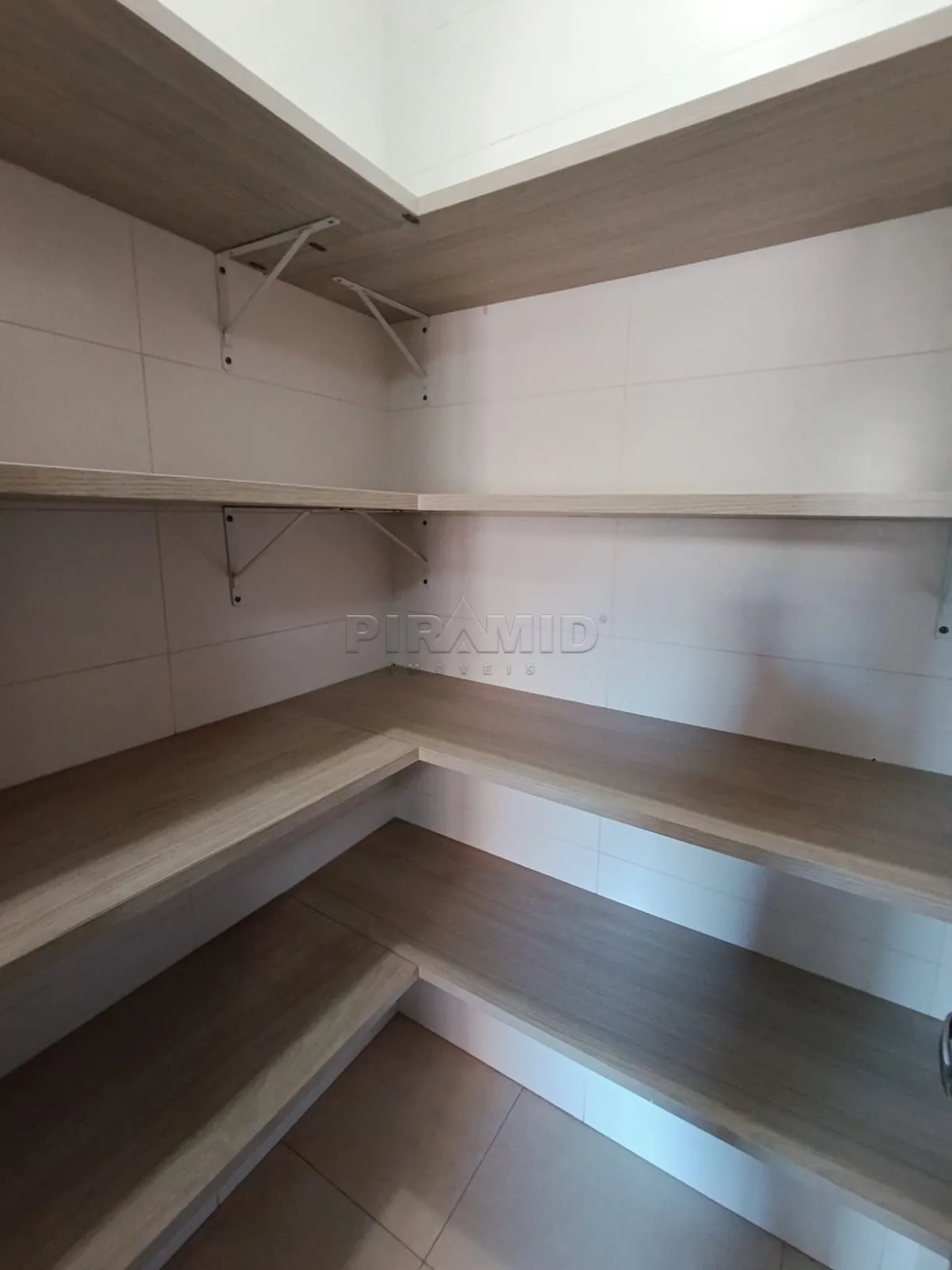 Alugar Apartamento / Padr&atilde;o em Ribeir&atilde;o Preto R$ 3.790,00 - Foto 16