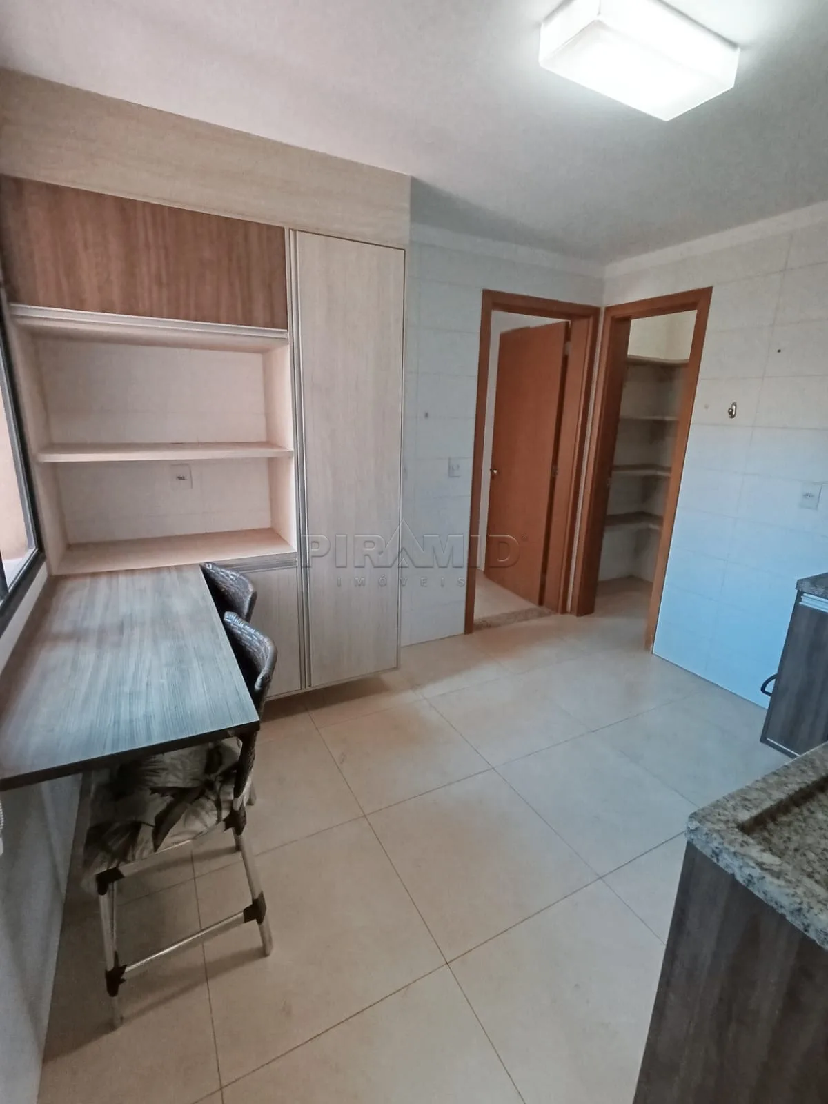Alugar Apartamento / Padr&atilde;o em Ribeir&atilde;o Preto R$ 3.790,00 - Foto 22