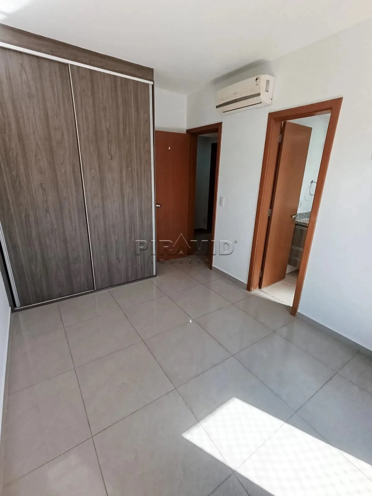 Alugar Apartamento / Padr&atilde;o em Ribeir&atilde;o Preto R$ 3.790,00 - Foto 17