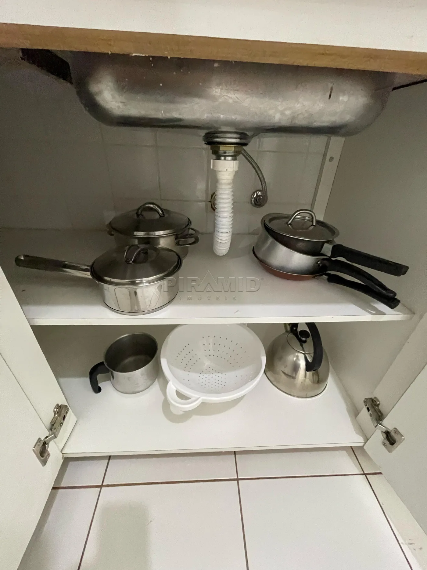 Alugar Apartamento / Padr&atilde;o em Ribeir&atilde;o Preto R$ 1.950,00 - Foto 13