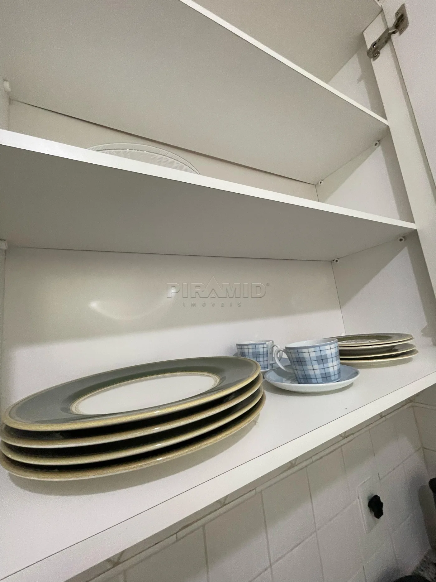 Alugar Apartamento / Padr&atilde;o em Ribeir&atilde;o Preto R$ 1.950,00 - Foto 12