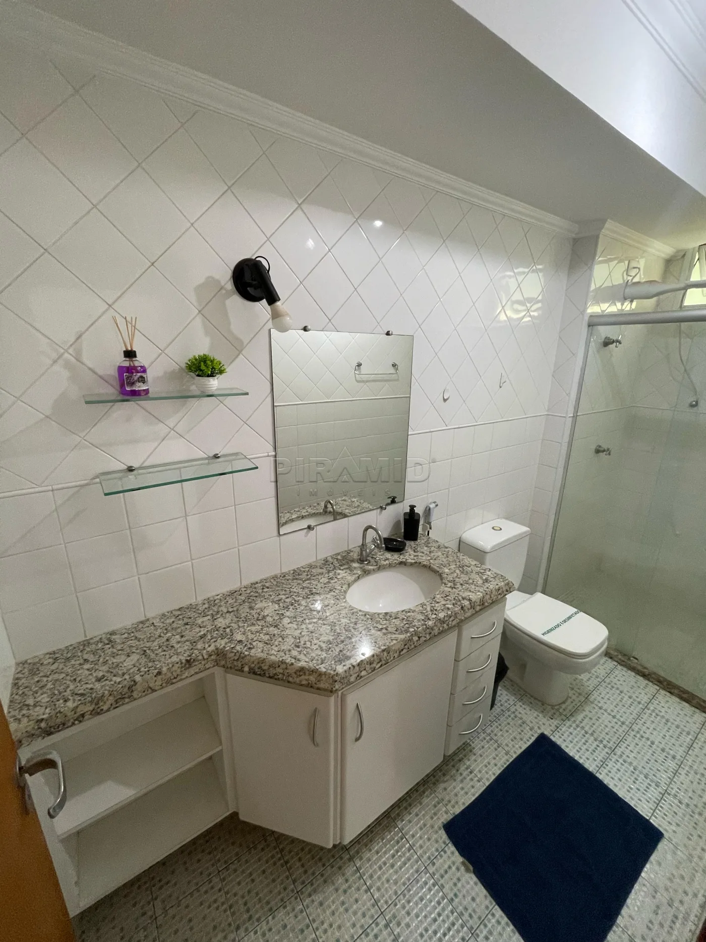 Alugar Apartamento / Padr&atilde;o em Ribeir&atilde;o Preto R$ 1.950,00 - Foto 5