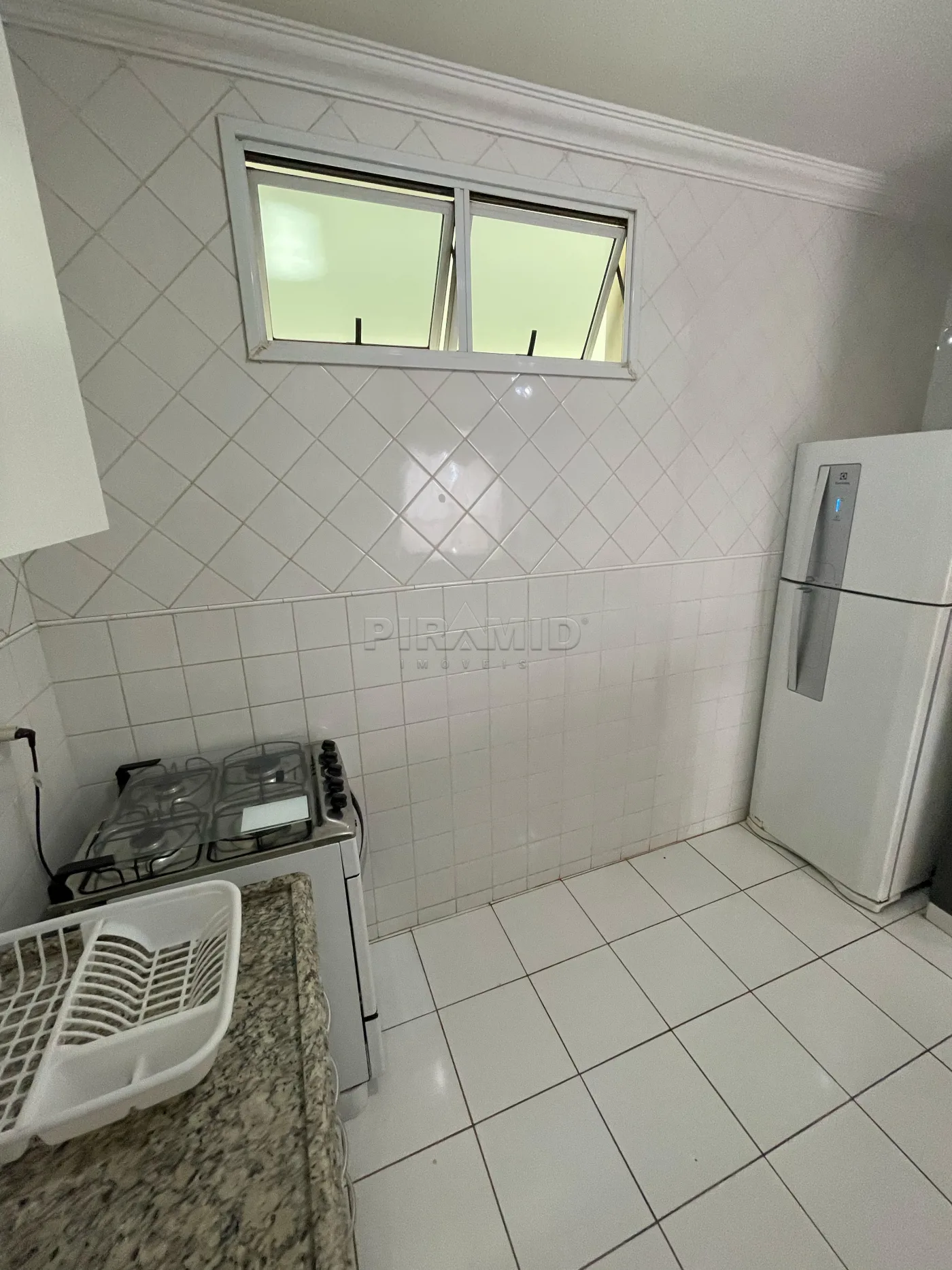 Alugar Apartamento / Padr&atilde;o em Ribeir&atilde;o Preto R$ 1.950,00 - Foto 10