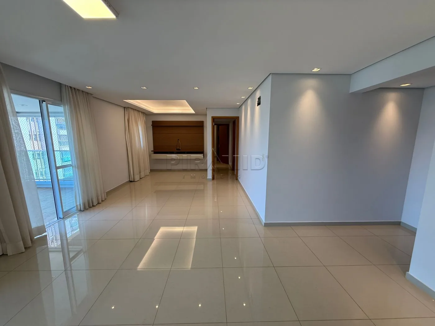 Alugar Apartamento / Padr&atilde;o em Ribeir&atilde;o Preto R$ 6.500,00 - Foto 1