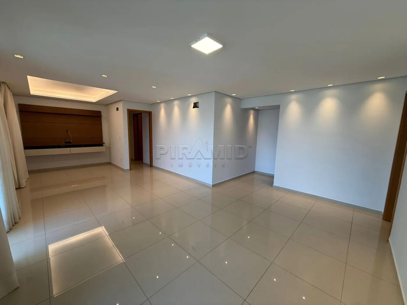 Alugar Apartamento / Padr&atilde;o em Ribeir&atilde;o Preto R$ 6.500,00 - Foto 2