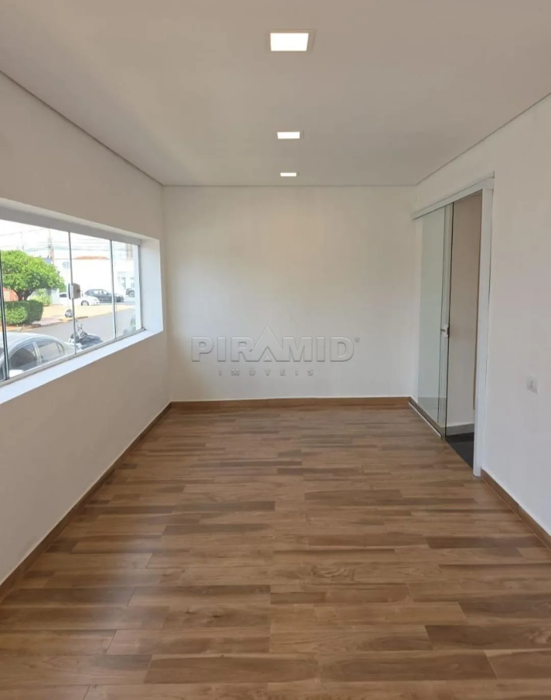 Alugar Comercial / Sal&atilde;o em Ribeir&atilde;o Preto R$ 10.490,00 - Foto 9