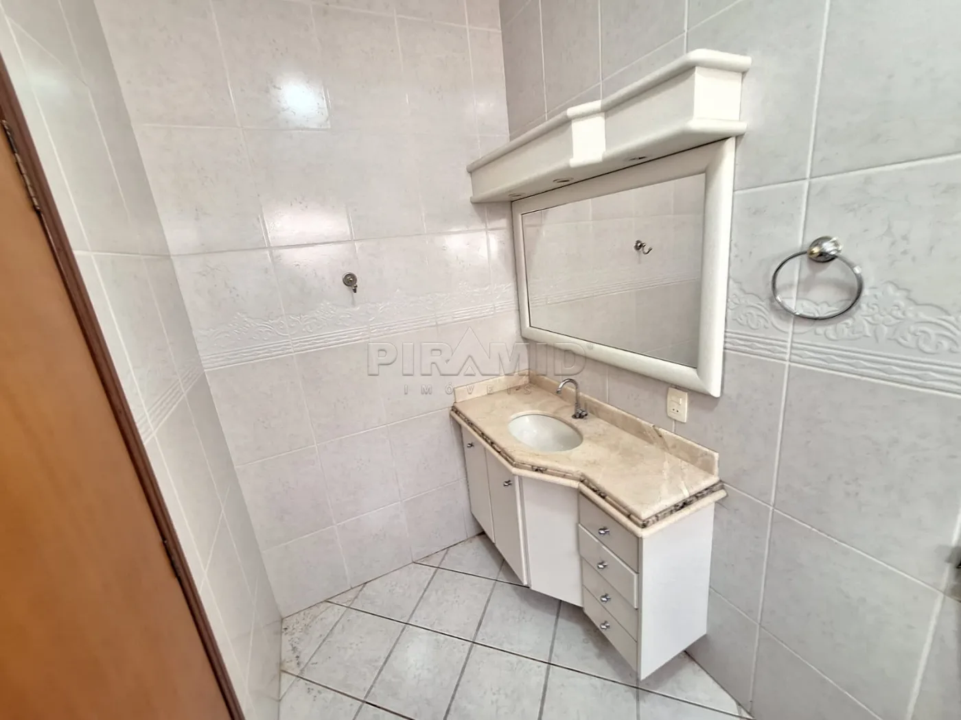 Alugar Casa / Padr&atilde;o em Ribeir&atilde;o Preto R$ 5.100,00 - Foto 18