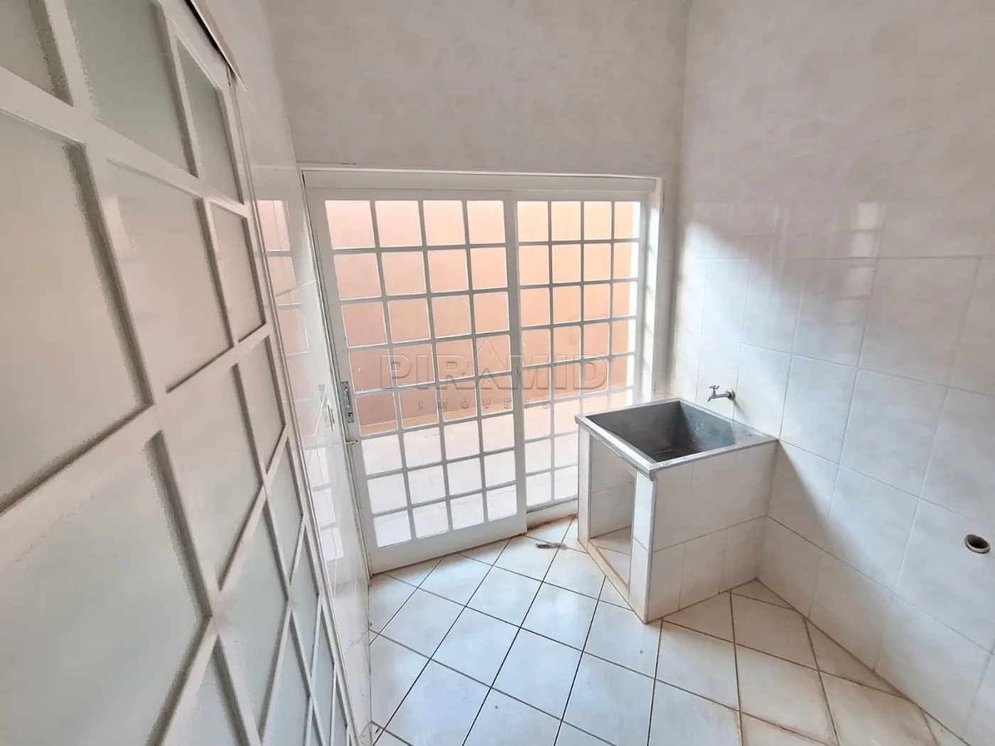 Alugar Casa / Padr&atilde;o em Ribeir&atilde;o Preto R$ 5.100,00 - Foto 26