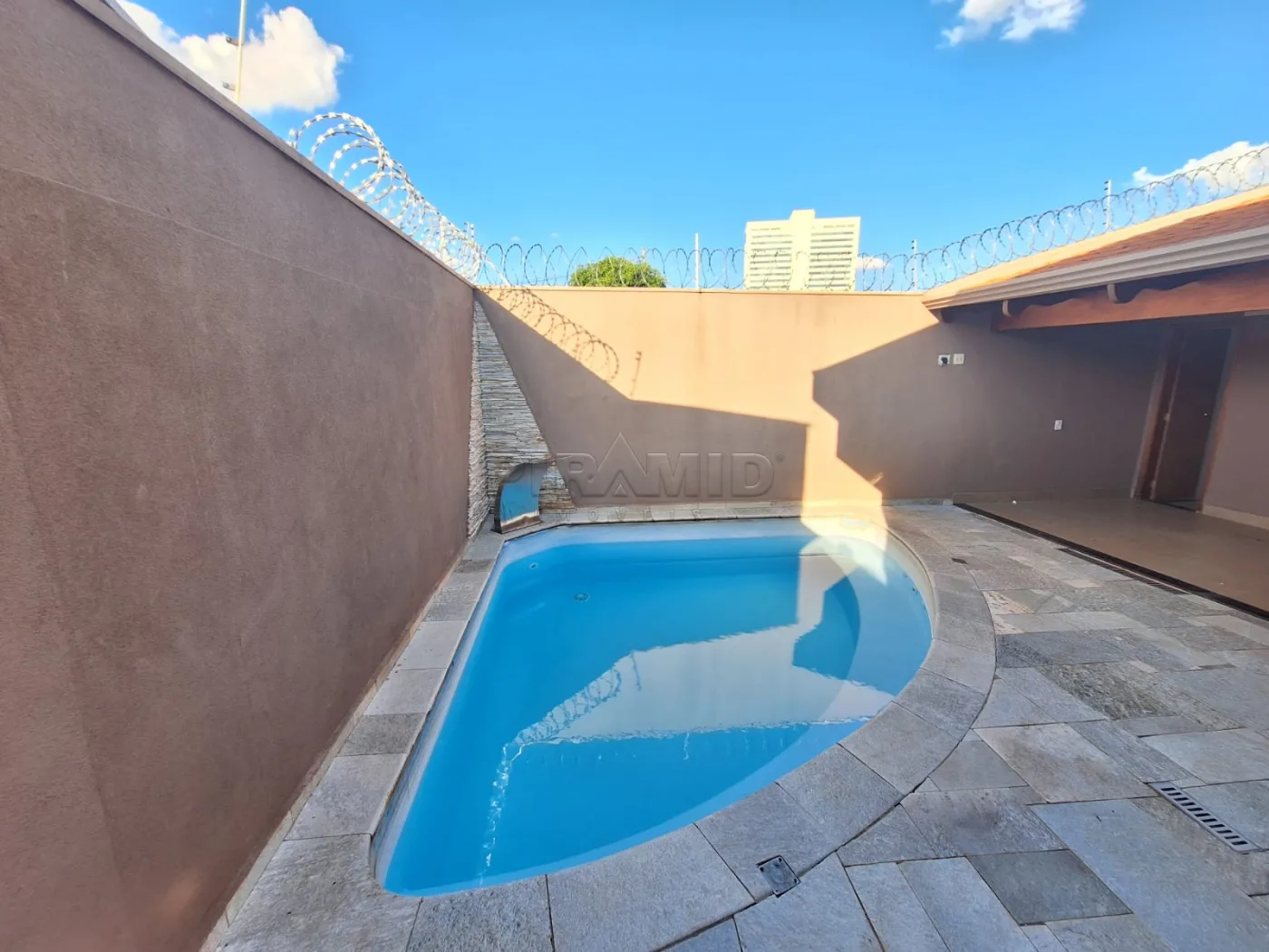 Alugar Casa / Padr&atilde;o em Ribeir&atilde;o Preto R$ 5.100,00 - Foto 30