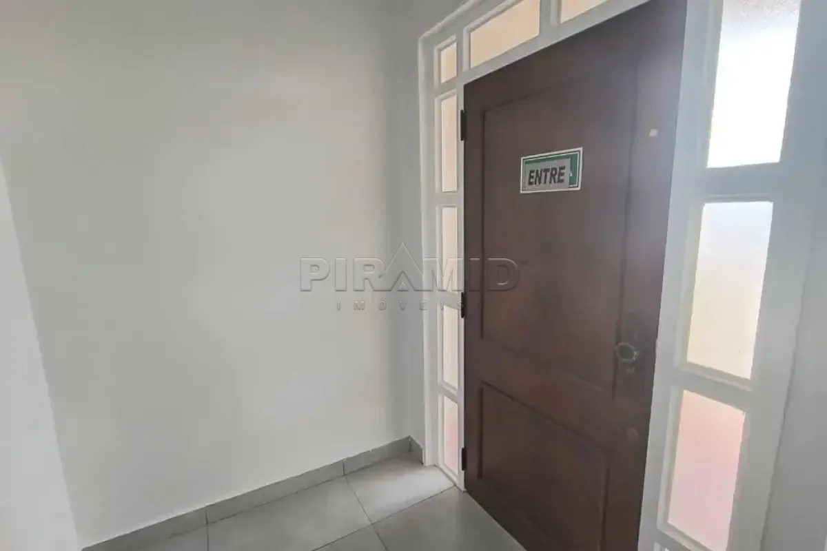 Alugar Casa / Padr&atilde;o em Ribeir&atilde;o Preto R$ 6.000,00 - Foto 2
