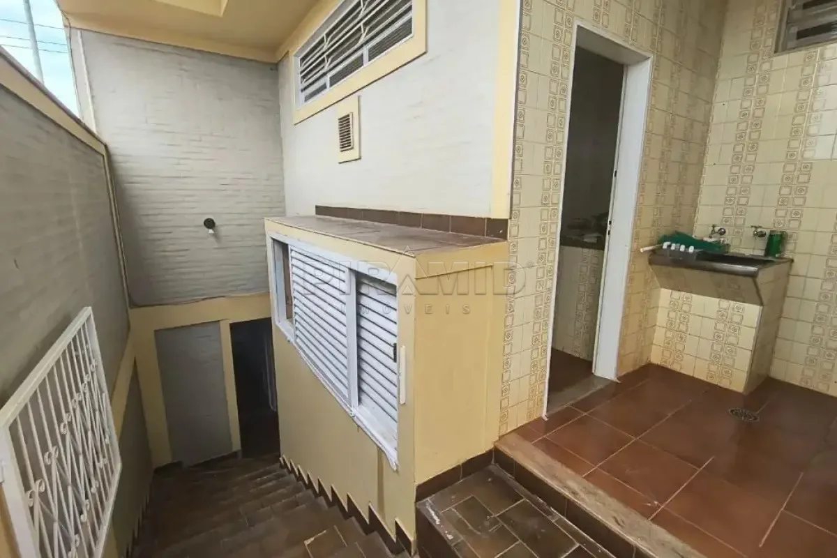 Alugar Casa / Padr&atilde;o em Ribeir&atilde;o Preto R$ 6.000,00 - Foto 11