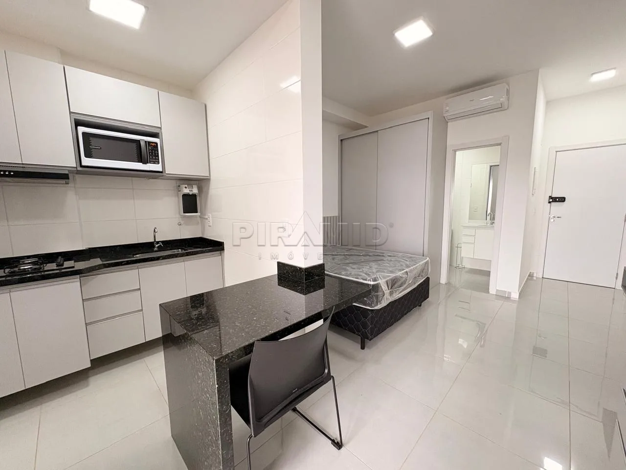 Alugar Apartamento / Padr&atilde;o em Ribeir&atilde;o Preto R$ 2.600,00 - Foto 7