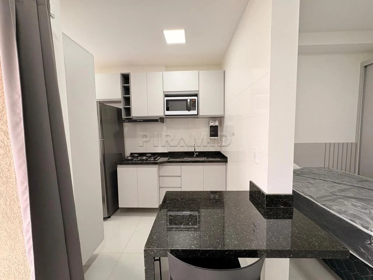Alugar Apartamento / Padr&atilde;o em Ribeir&atilde;o Preto R$ 2.600,00 - Foto 8