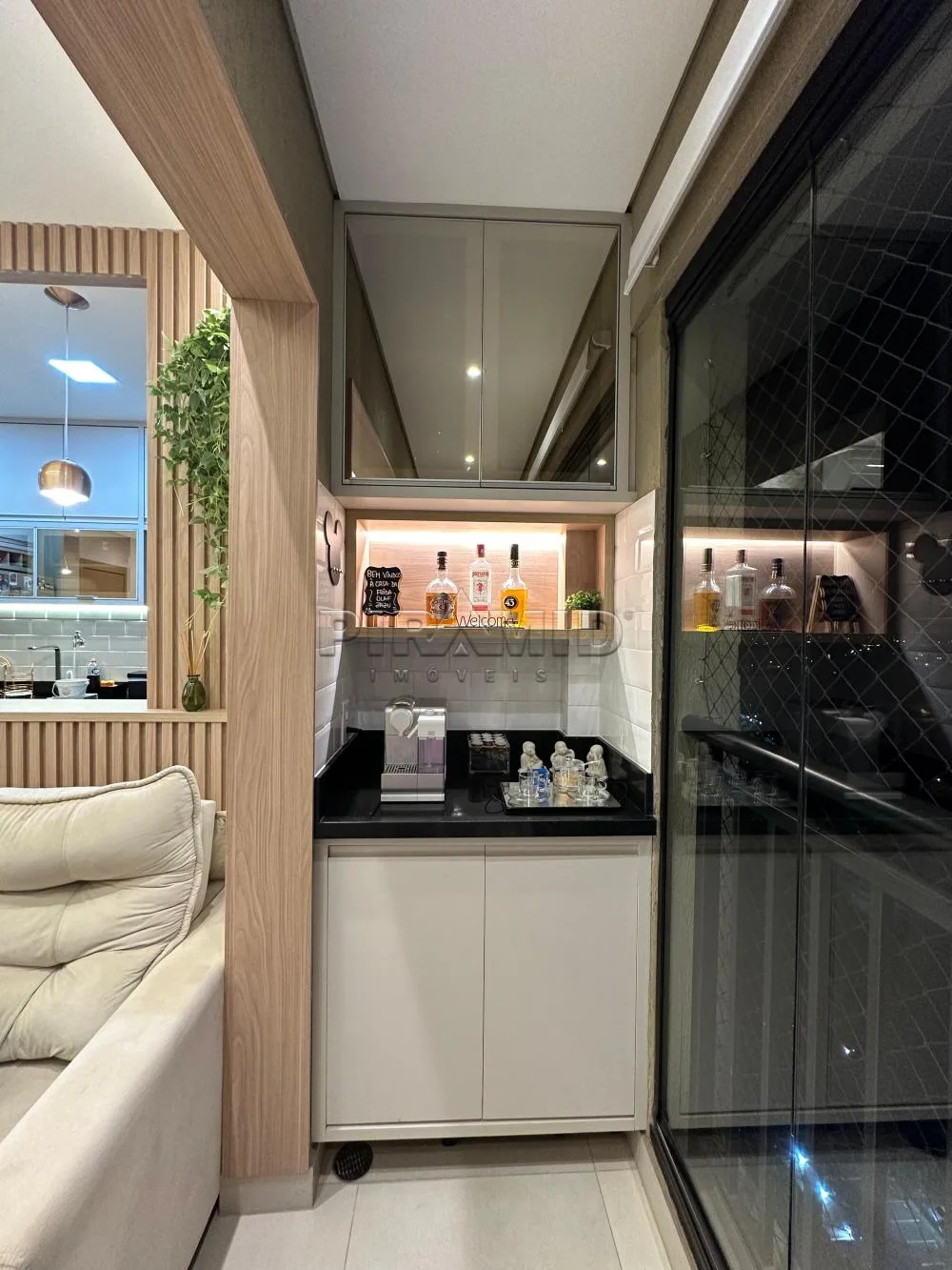 Alugar Apartamento / Padr&atilde;o em Ribeir&atilde;o Preto R$ 3.300,00 - Foto 7