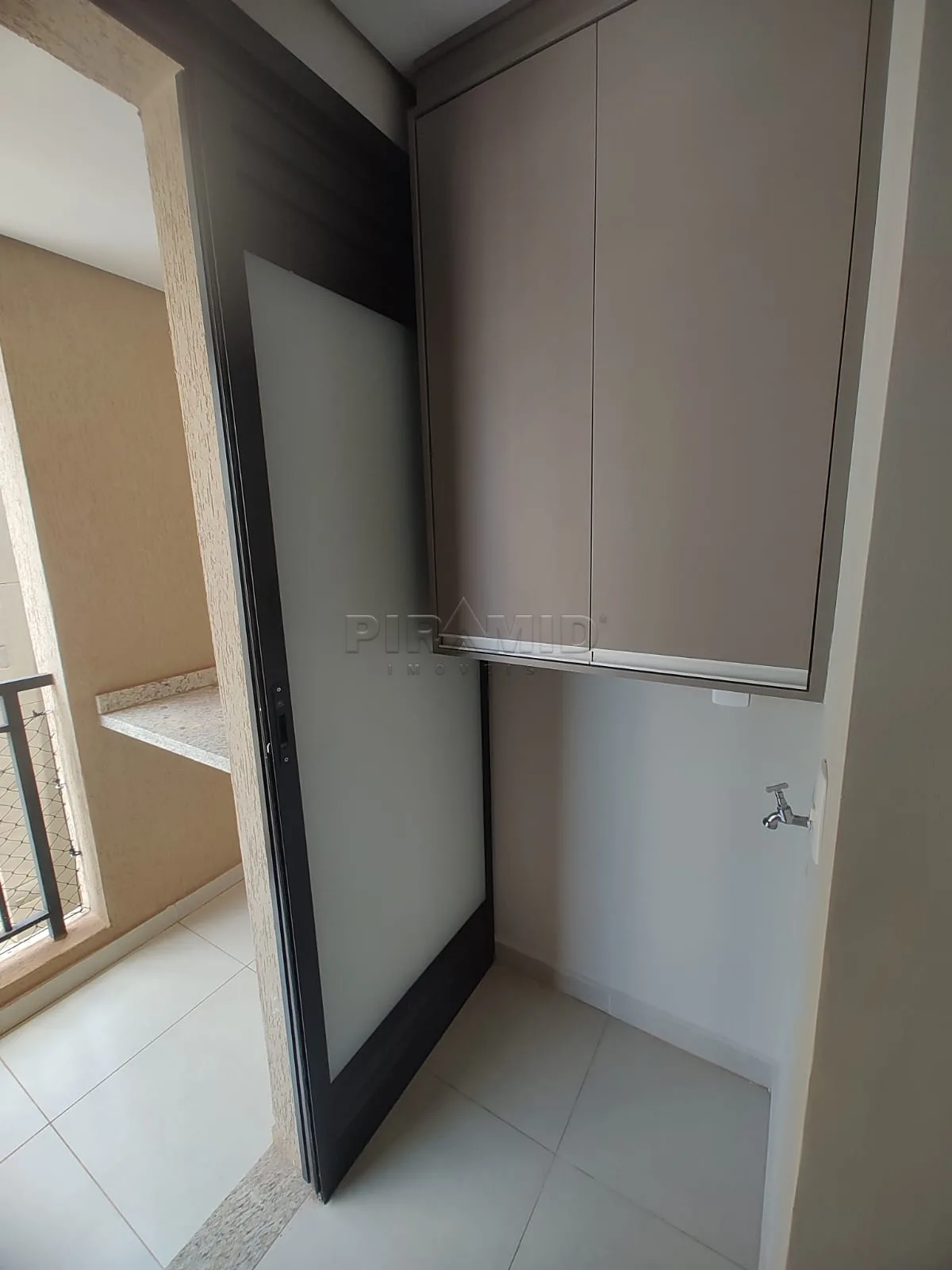Alugar Apartamento / Padr&atilde;o em Ribeir&atilde;o Preto R$ 2.050,00 - Foto 7