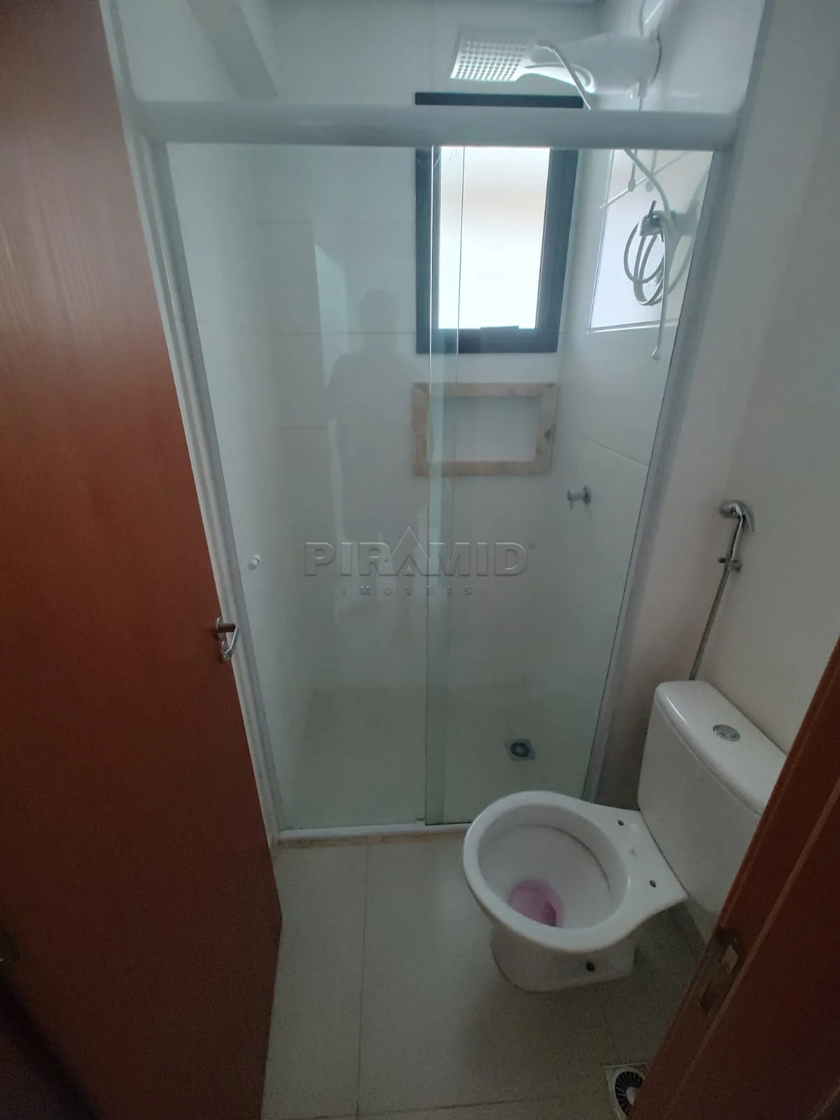 Alugar Apartamento / Padr&atilde;o em Ribeir&atilde;o Preto R$ 2.050,00 - Foto 14