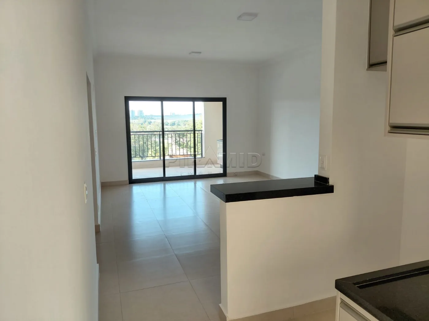 Alugar Apartamento / Padr&atilde;o em Ribeir&atilde;o Preto R$ 3.500,00 - Foto 4
