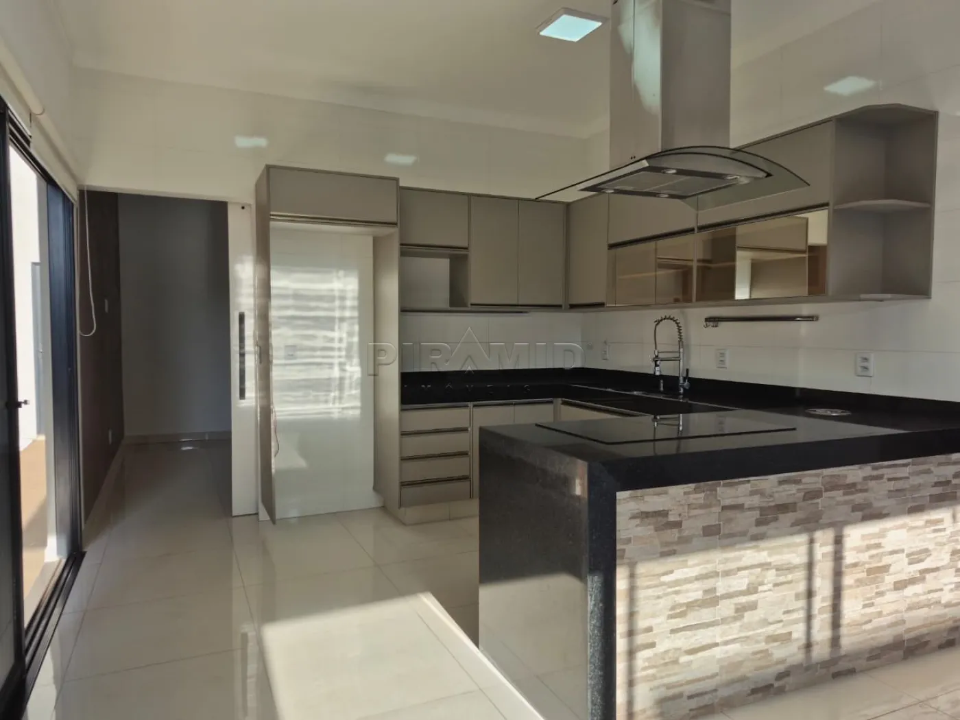 Alugar Casa / Condom&iacute;nio em Bonfim Paulista R$ 6.900,00 - Foto 4