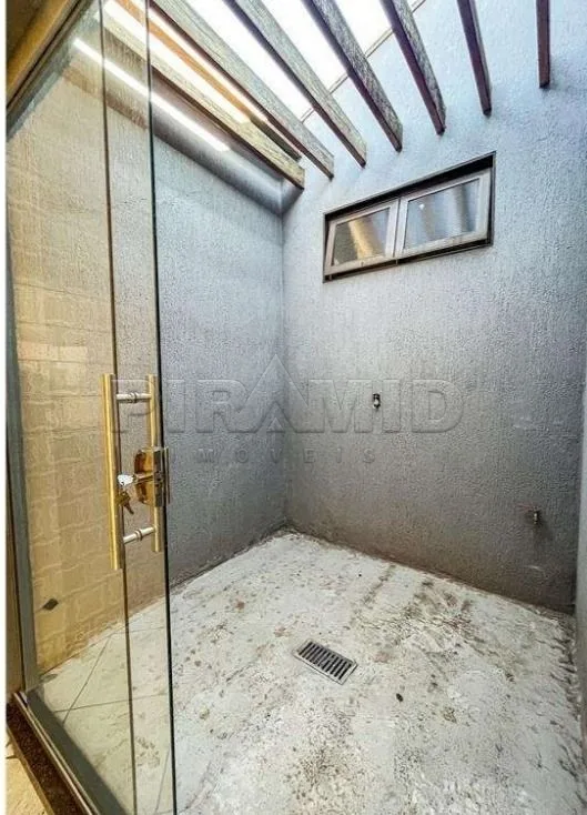 Comprar Casa / Padr&atilde;o em Ribeir&atilde;o Preto R$ 300.000,00 - Foto 3
