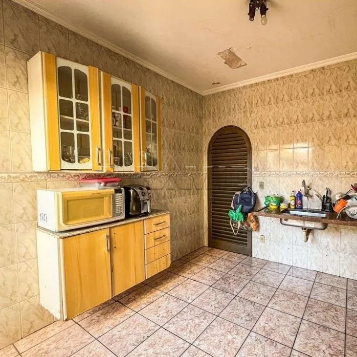 Comprar Casa / Padr&atilde;o em Ribeir&atilde;o Preto R$ 300.000,00 - Foto 11